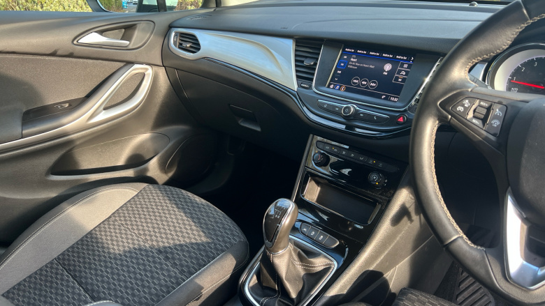 Vauxhall Astra 1.2 Turbo 145 SRi 5dr Petrol Hatchback